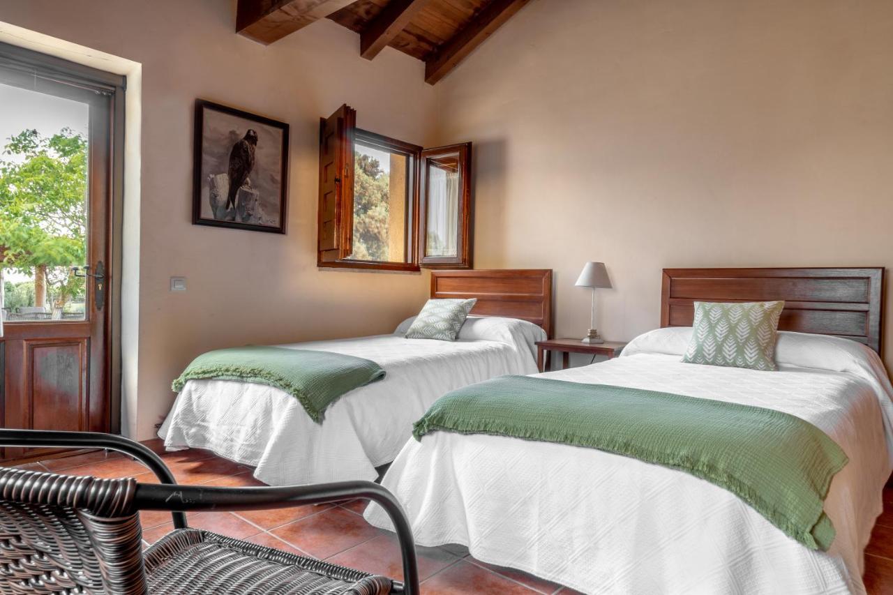 Eco-Lodge En La Reserva Privada Campanarios De Azaba - Proyecto De Conservacion Espeja Exteriér fotografie