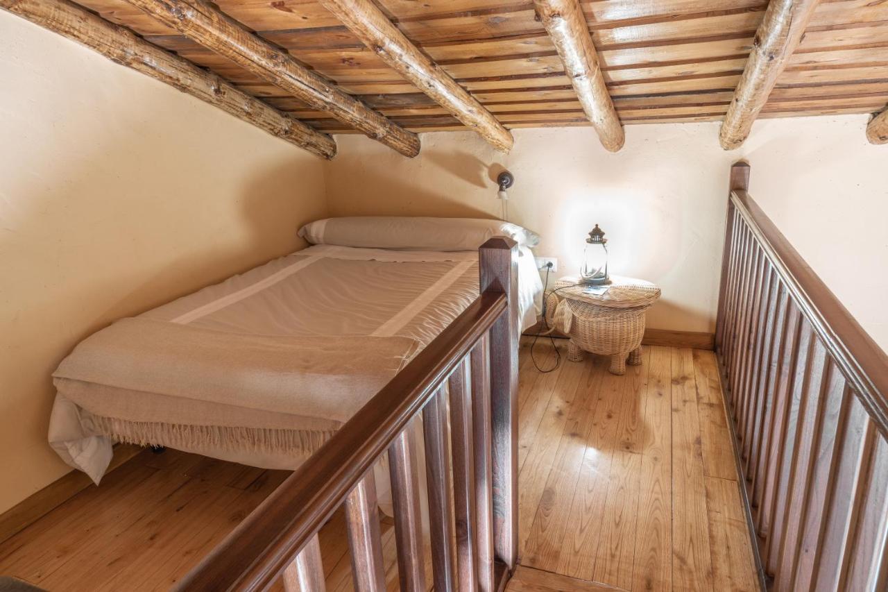 Eco-Lodge En La Reserva Privada Campanarios De Azaba - Proyecto De Conservacion Espeja Exteriér fotografie